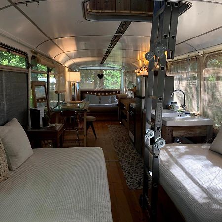 Magic Roof Top Bus With Big Bath In The Tree Forest! Мімізан Екстер'єр фото