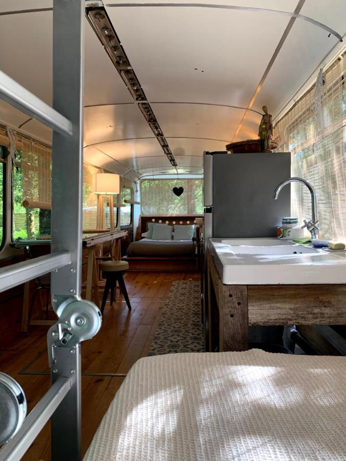 Magic Roof Top Bus With Big Bath In The Tree Forest! Мімізан Екстер'єр фото