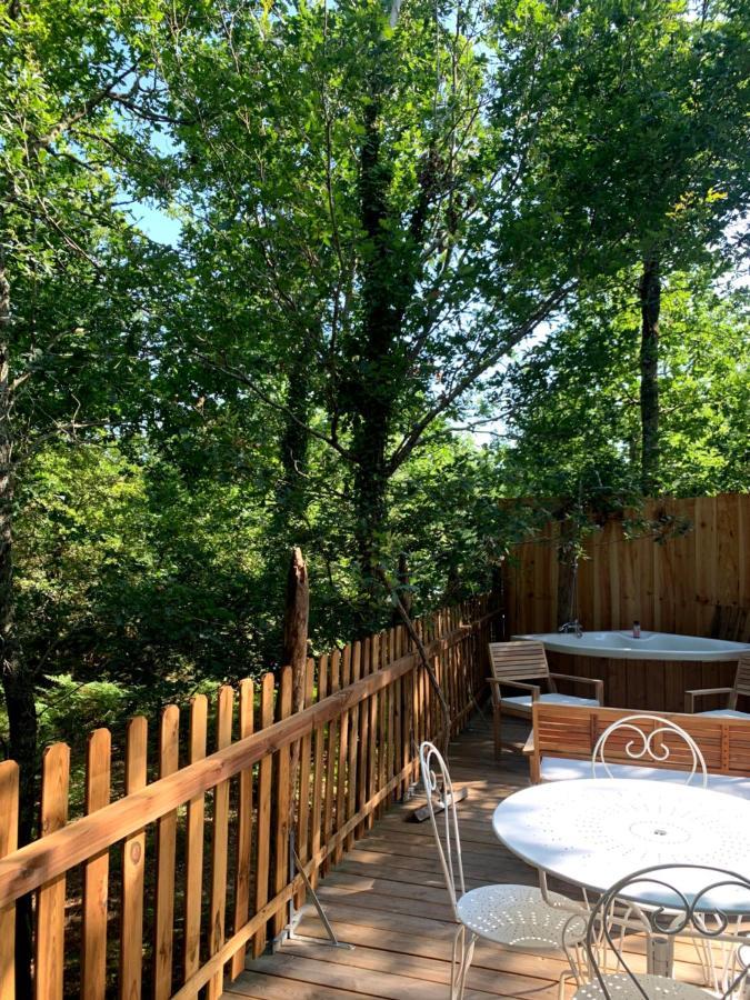 Magic Roof Top Bus With Big Bath In The Tree Forest! Мімізан Екстер'єр фото