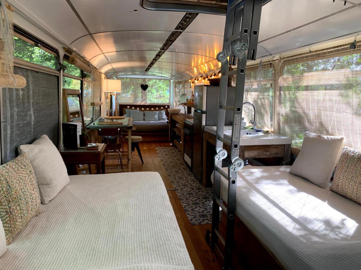 Magic Roof Top Bus With Big Bath In The Tree Forest! Мімізан Екстер'єр фото